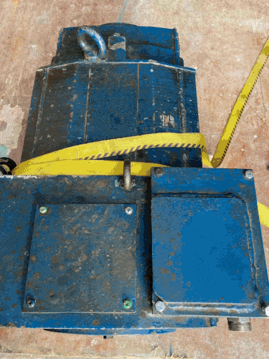 Animation showing a close up look at a faulty heavy duty DC motor before repair.