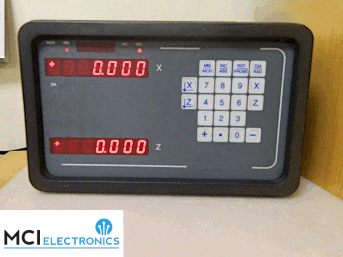 Animation showing a CNC display before and after repair.
